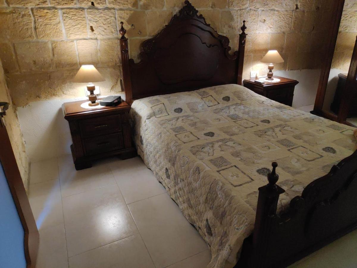Amelia'S House Of Character Apartment Cospicua Exterior photo